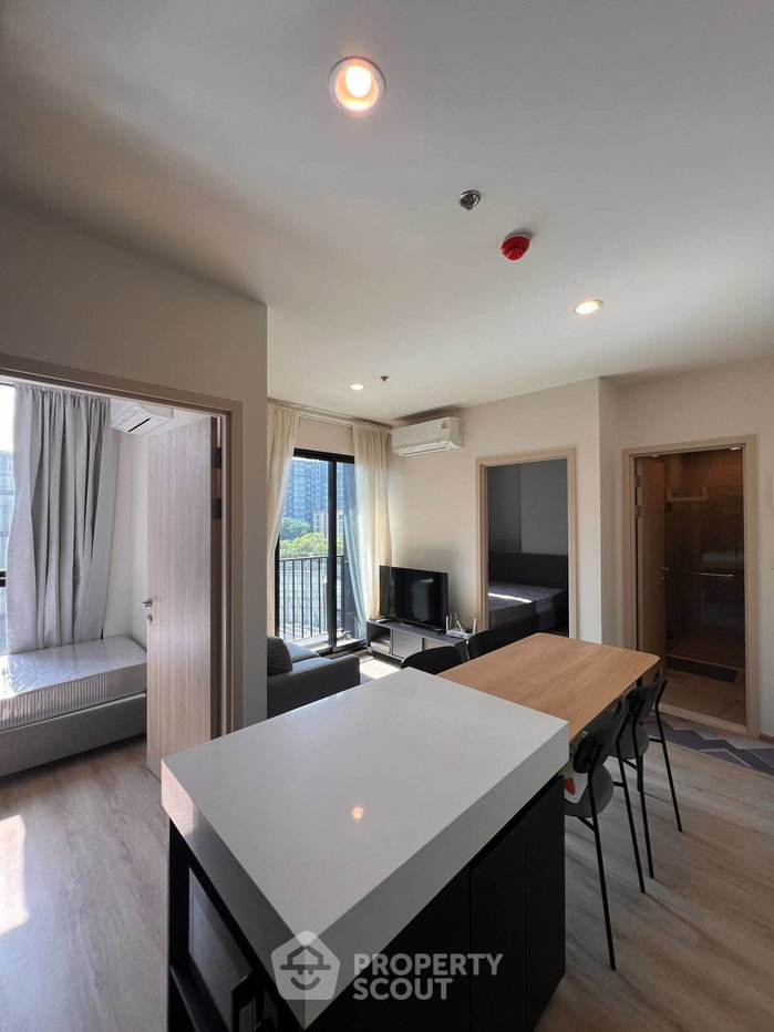 picture 2-BR Condo at Nue District R9 near MRT Phra Ram 9 (ID 2796251) - 1/7