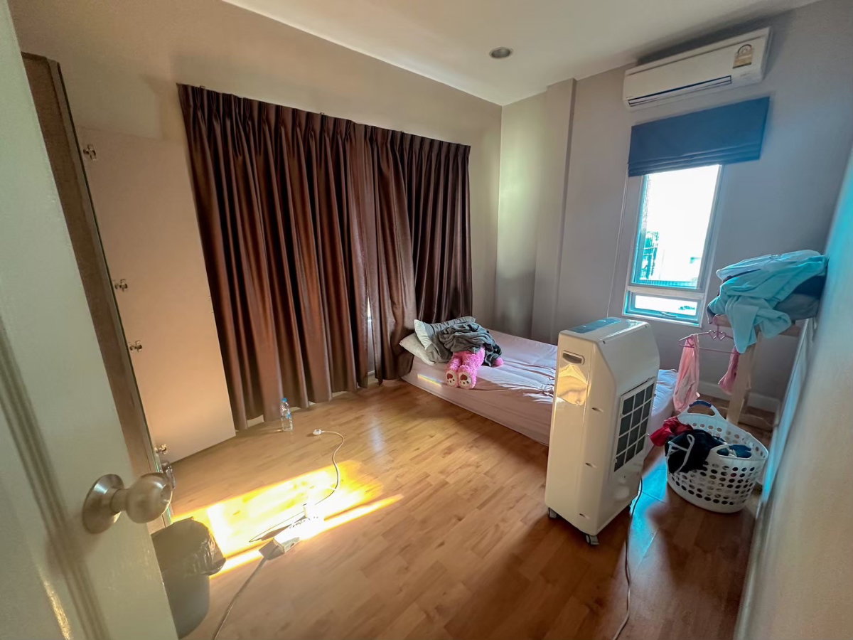 รูป (ขายด่วน) บ้านเดี่ยว ย่านรามอินทรา ติดถนนใหญ่ ขาย 9 ล้านบาท - รูปที่ 43/52