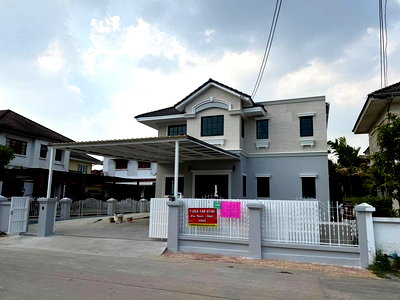 เช่าบ้านเดี่ยว รังสิต-นครนายก 30 : ให้เช่า บ้านเดี่ยว 2 ชั้น สร้างใหม่ หลังใหญ่ หมู่บ้านสีวลี รังสิต คลอง 2 ใกล้ฟิวเจอร์พาร์ครังสิต สนามบินดอนเมือง อยู่อาศัย