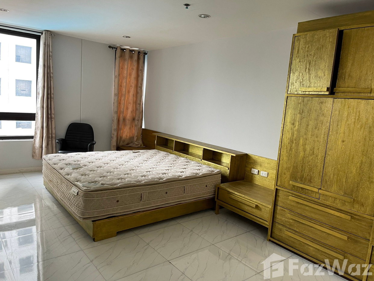 picture 3 Bedroom Condo for sale at Elephant Tower  1742810 - 11/29