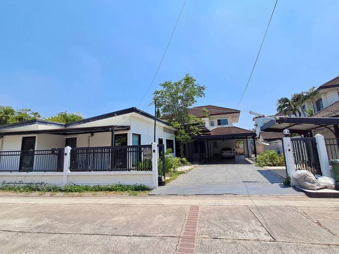 ให้เช่าบ้านเดี่ยว ชัยพฤกษ์บางแวก สาย2 ห้องนอน7นอน พร้อมที่จอดรถ 4-8 คัน