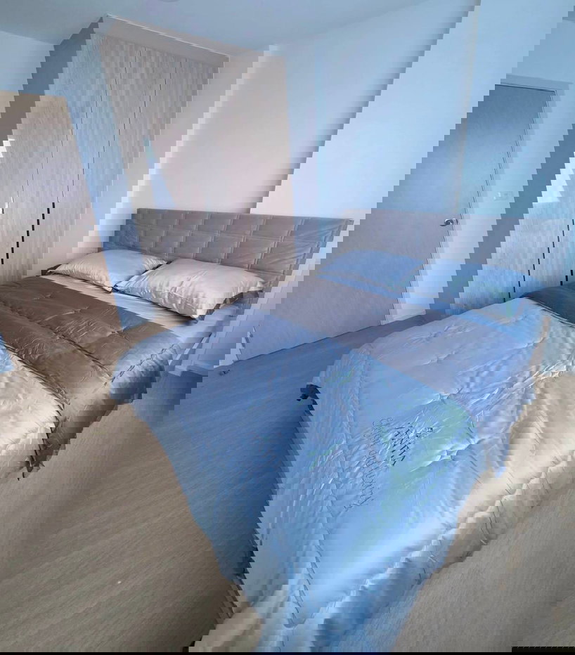 picture NEW CondoChewathaiHallmark GoodVibesMoreLife - 3/21