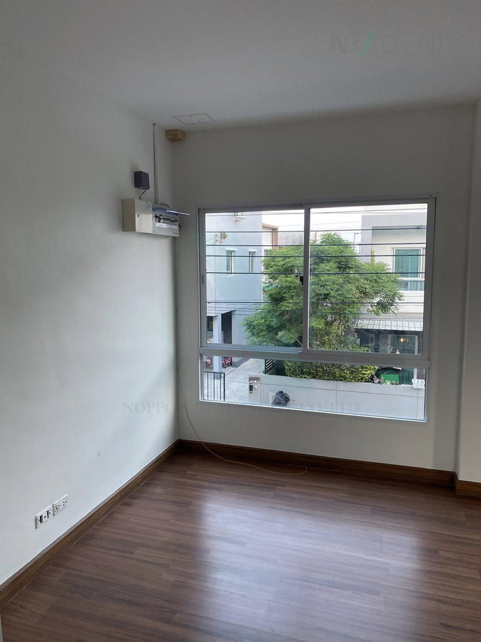 รูป 📌 ให้เช่าบ้านเดี่ยว 3 ชั้น คาซ่า พรีเมี่ยม พระราม 2 4 ห้องนอน 5 ห้องน้ำ - รูปที่ 3/8