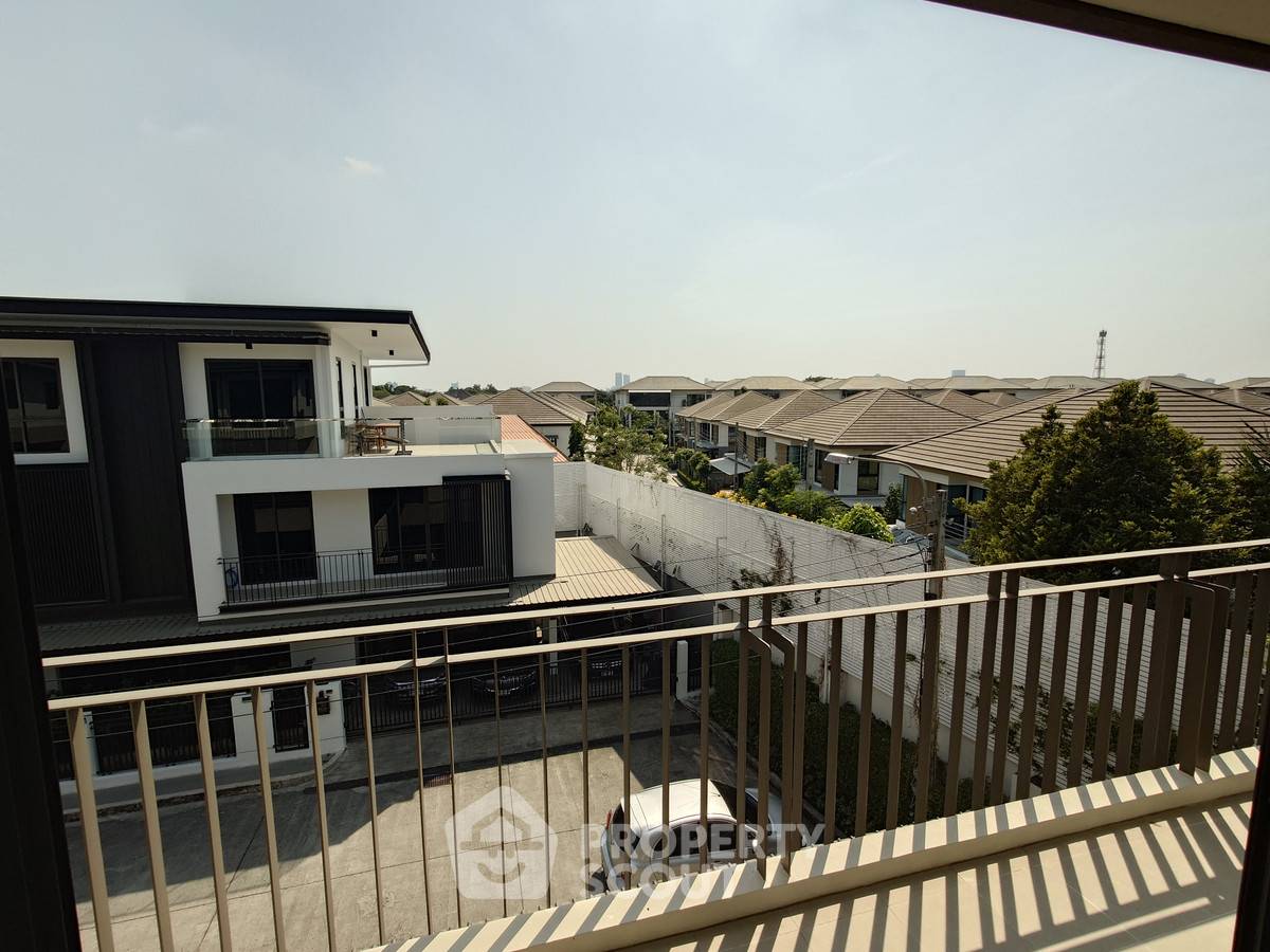 รูป บ้าน 3-ห้องนอน ที่ เอคิว อาร์เบอร์ สวนหลวง ร.9-พัฒนาการ ใน ดอกไม้ (ID 2628800) - รูปที่ 25/33