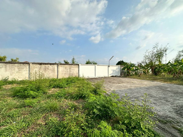 picture Beautiful land plot in View Mai 3 Village, Sriracha, ready to build a house. - 13/15