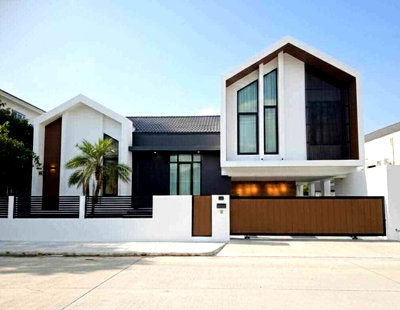 บ้านเดี่ยว ม.พายัพวิทยาเขตแม่คาว : ขายพูลวิลล่าสร้างใหม่ พร้อมสระว่ายน้ำ ในหมู่บ้านเวียงดอย เฟส3 โซนดอยสะเก็ด เชียงใหม่ (H413) T.0946511456