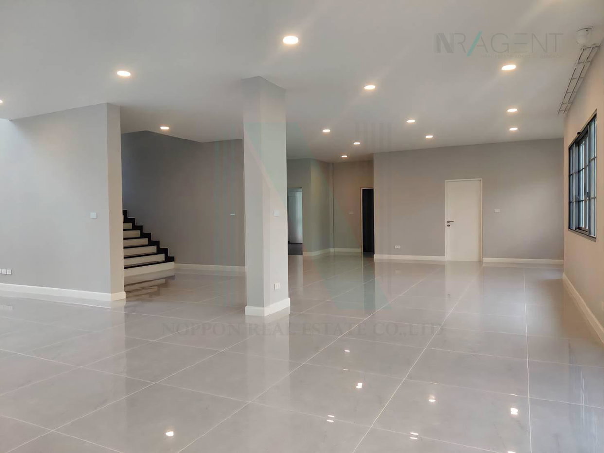 รูป 📌 ให้เช่าบ้านเดี่ยว 2 ชั้น เดอะ ซิตี้ บางนา 2 5 ห้องนอน 6 ห้องน้ำ - รูปที่ 2/8