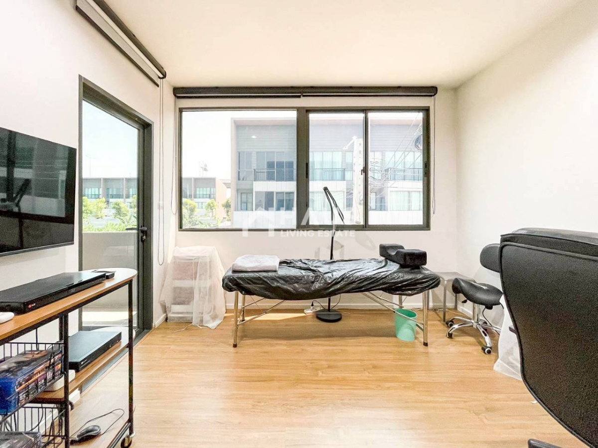 รูป 🔥 จ่ายเบาๆ แต่ได้ฟีลบ้านเดี่ยว! แปลงริมทำเลทอง (ต่อเติมสเปซจุกๆ) 🔥 ขายทาวน์โฮมส์ บ้านกลางเมือง ดิ เอร่า ปิ่นเกล้า - จรัญ 🔥 / 3 ห้องนอน #TBGK069 - รูปที่ 12/21