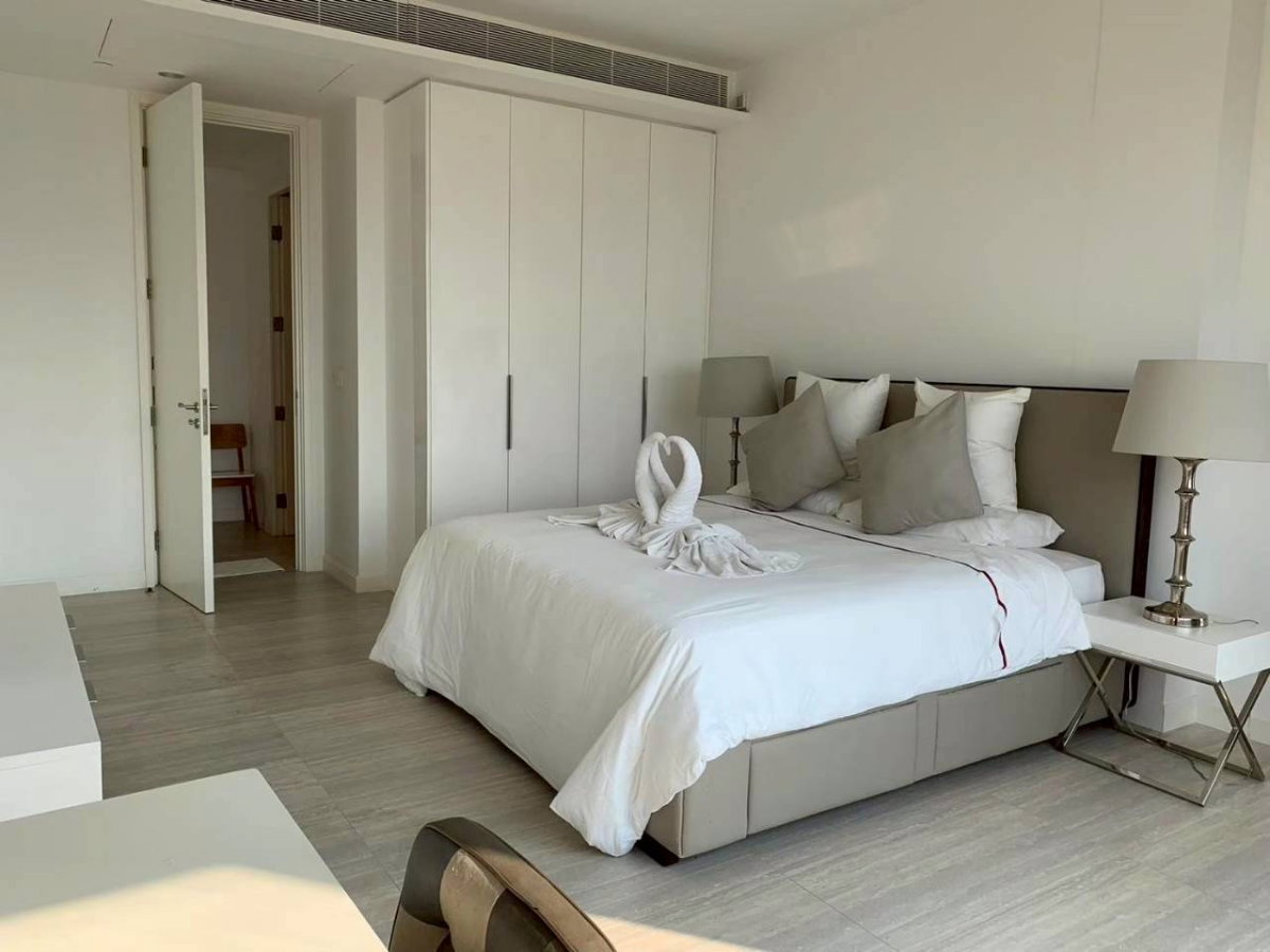 picture 185 Rajadamri 2 Bedroom For Rent - 38/39