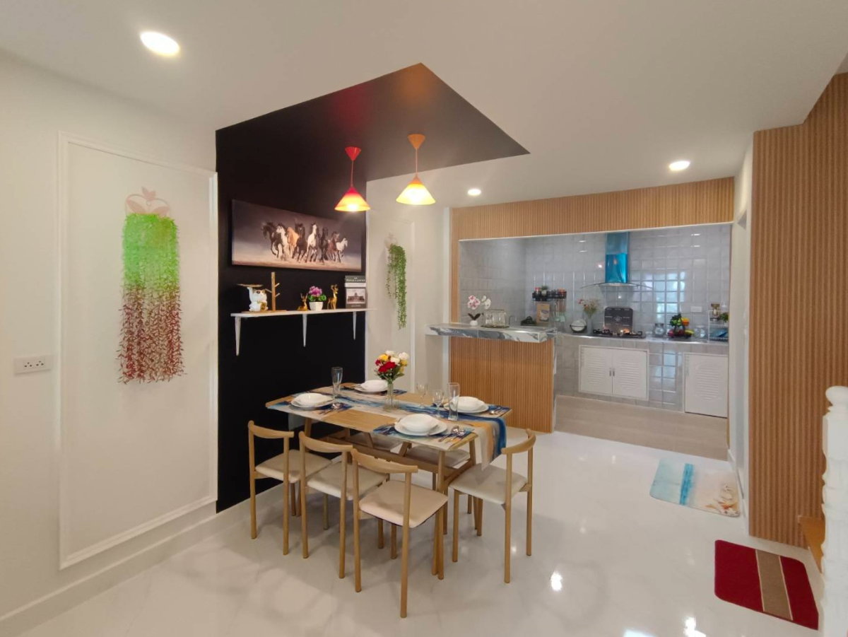 รูป ขายทาวน์เฮ้าส์ รีโนเวทใหม่ เค.ซี.3 หทัยราษฎร์39 เนื้อที่ 22.5 ตร.ว. 3 นอน 2 น้ำ ใกล้ทางด่วนจตุโชติ แฟชั่นไอส์แลนด์ ฟรีโอน พร้อมอยู่ - รูปที่ 7/31