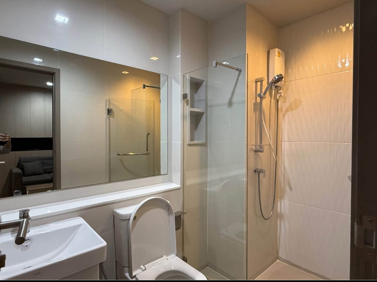 picture Condo For Rent Life Asoke - Rama 9 - 4/9