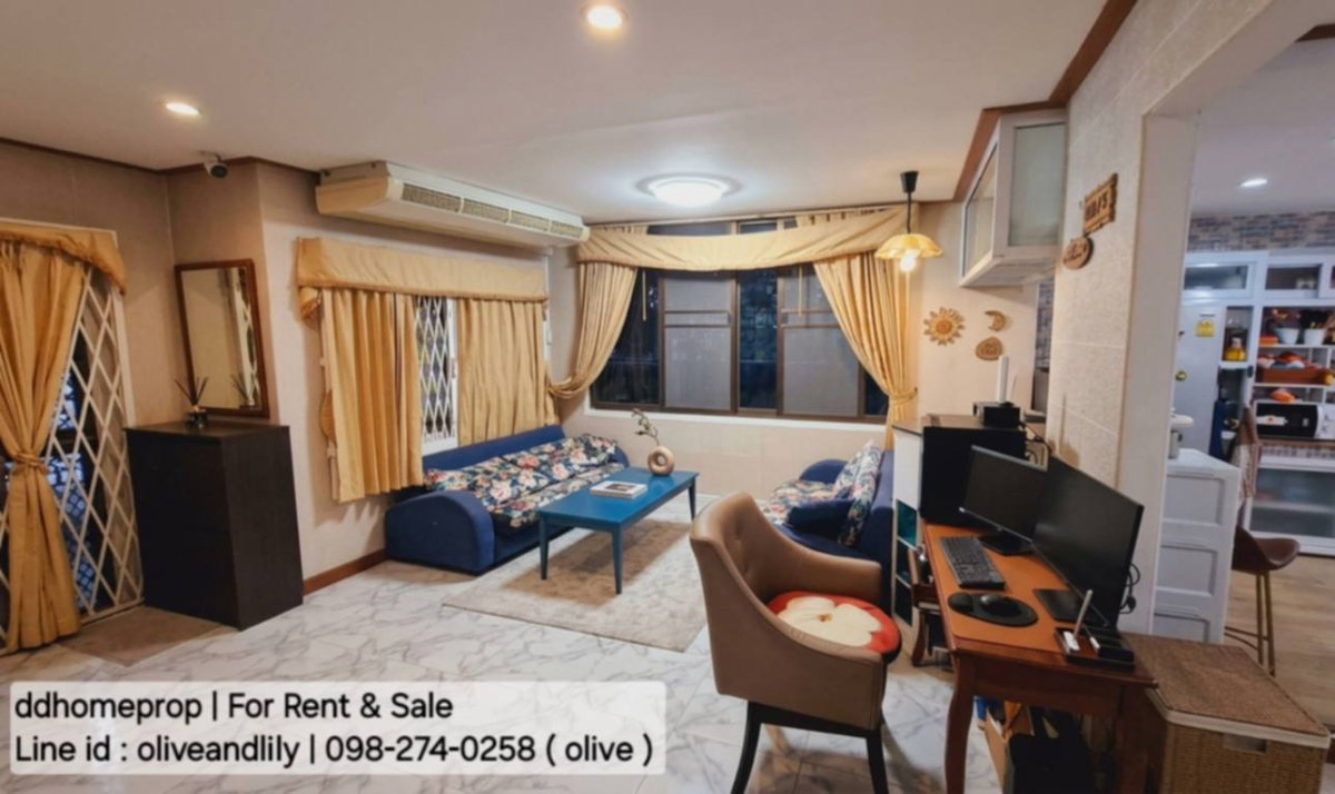 รูป ปล่อยเช่า 35,000 /เดือน บ้านเดี่ยวให้เช่า 4 ห้องนอน 3 ห้องน้ำ 2 ห้องนั่งเล่น บ้านหลังใหญ่ใกล้ทะเลบางแสน - รูปที่ 8/26