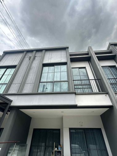 ให้เช่าทาวน์โฮม 2 ห้องนอน 105 ตร.ม. 16 ตร.ว. เวิร์ฟ สายไหม - พหลโยธิน