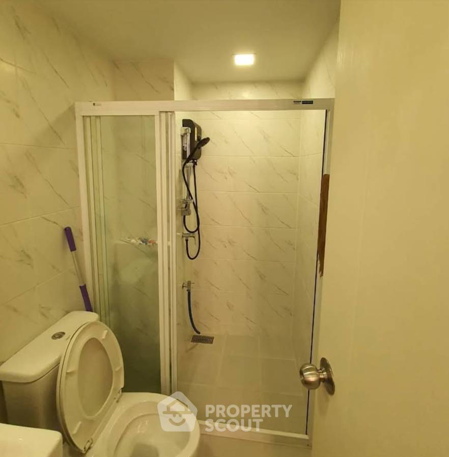 picture 2-BR Condo at Atmoz Ratchada-Huaikwang in Wang Thonglang (ID 2786935) - 2/7