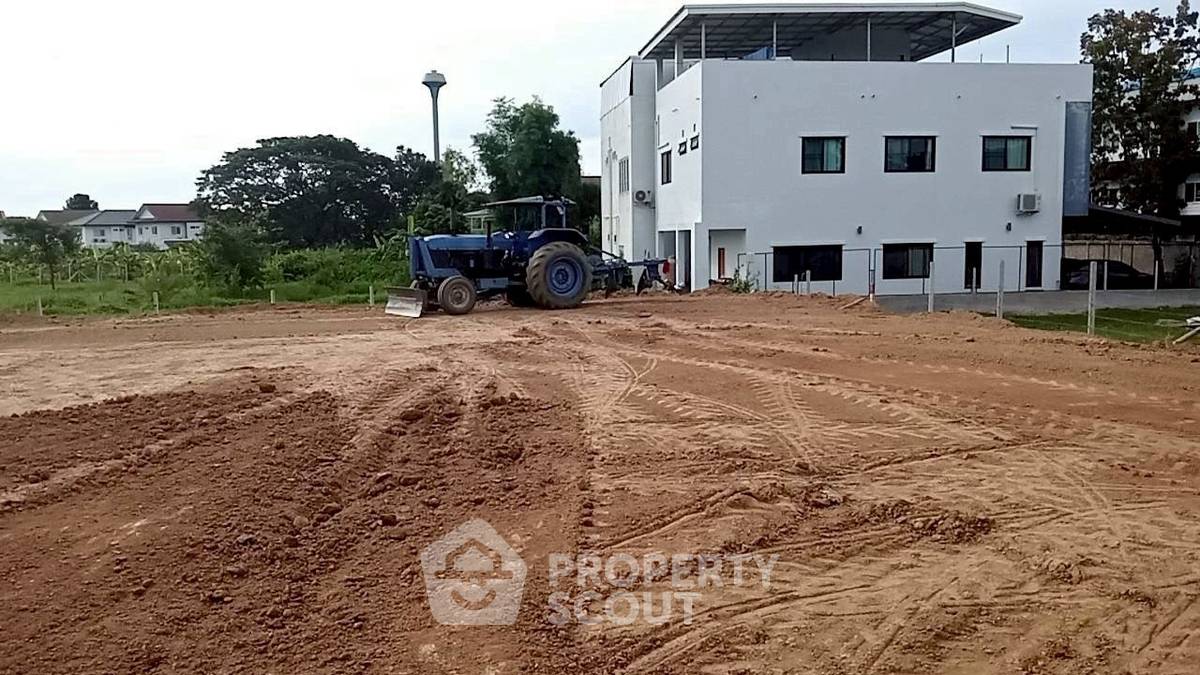 picture 2,400 m² Land for Sale in Nong Phueng (ID 2623057) - 2/4