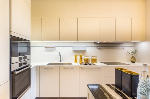 Luxury Condo for Rent Ratchadamri | City Lifestyle Luxury | Near BTS Ratchadamri | 95,000 THB/Month | คอนโดหรูให้เช่า ราชดำริ ไลฟ์สไตล์เมือง หรูหรา ใกล้ BTS ราชดำริ 95,000 บาท/เดือน⸻LTH14932