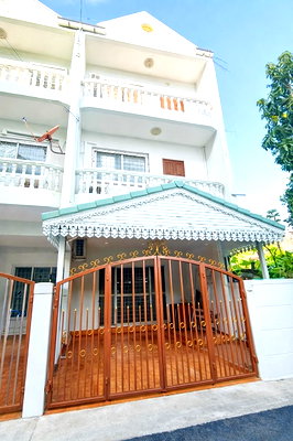 เช่าทาวน์โฮม ม.ธรรมศาสตร์ : จรัญฯ43-45 ใหญ่มาก! 4นอน เซ็นทรัลปิ่นเกล้า MRTบางยี่ขัน ให้เช่าทาวน์เฮ้าส์ใหญ่ 3ชั้น 25 ตรว.