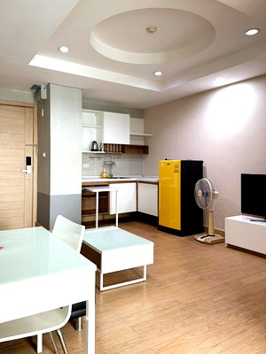 Condos for rent Maya Chiang Mai : For rent Trams condo Jed yod , near Maya mall nimman Tel. 082-3899314 (Boo) 