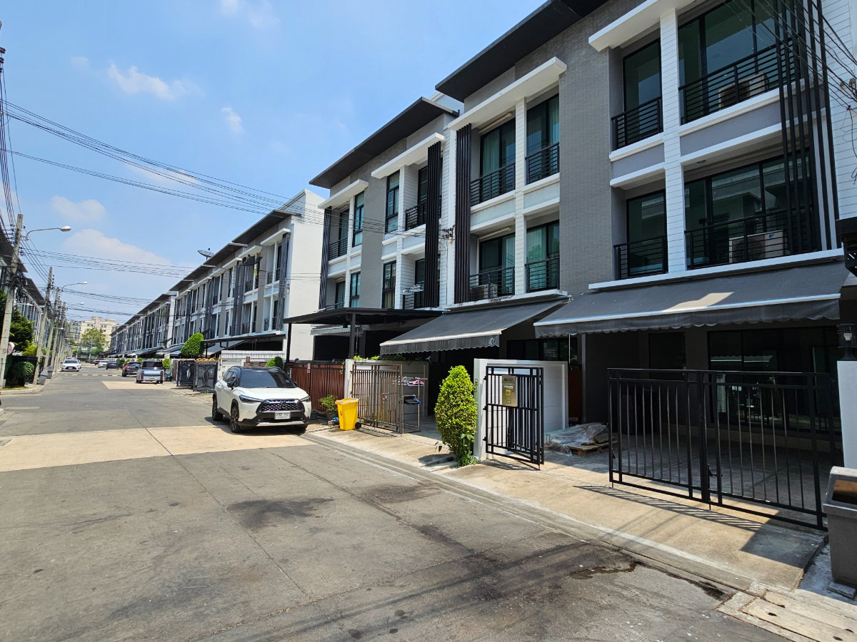รูป ให้เช่า  บ้านกลางเมือง รามคำแหง 39 พร้อมเฟอร์นิเจอร์  - รูปที่ 2/9