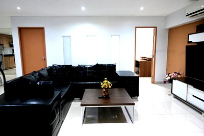 เช่าคอนโด เชียงใหม่ : ให้เช่า SR Complex เชียงใหม่ ขนาด 100 ตรม. (2 ห้องนอน) ใกล้เซ็นทรัลเฟสติวัล (R1018) T.0946511456