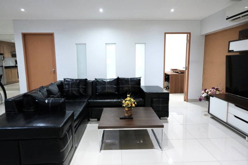 ให้เช่า SR Complex เชียงใหม่ ขนาด 100 ตรม. (2 ห้องนอน) ใกล้เซ็นทรัลเฟสติวัล (R1018) T.0946511456