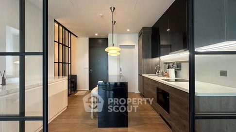 1-BR Condo at Muniq Langsuan near BTS Ratchadamri (ID 2798198)
