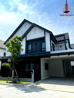 Houses for rent : ✨ For Rent: Centro Bangna✨  💰 Only 130,000 THB/month