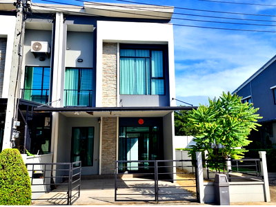 ทาวน์โฮม กรุงเทพมหานคร : ขายทาวน์เฮ้าส์หลังริม หมู่บ้านพลีโน่ พหลโยธิน-วัชรพล 2  ถนนเพิ่มสิน สายไหม เนื้อที่ 30 ตร.วา