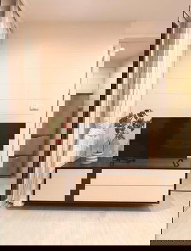 Bangkok Sathorn Taksin. 2bed 71sqm. Line id: @pfagent