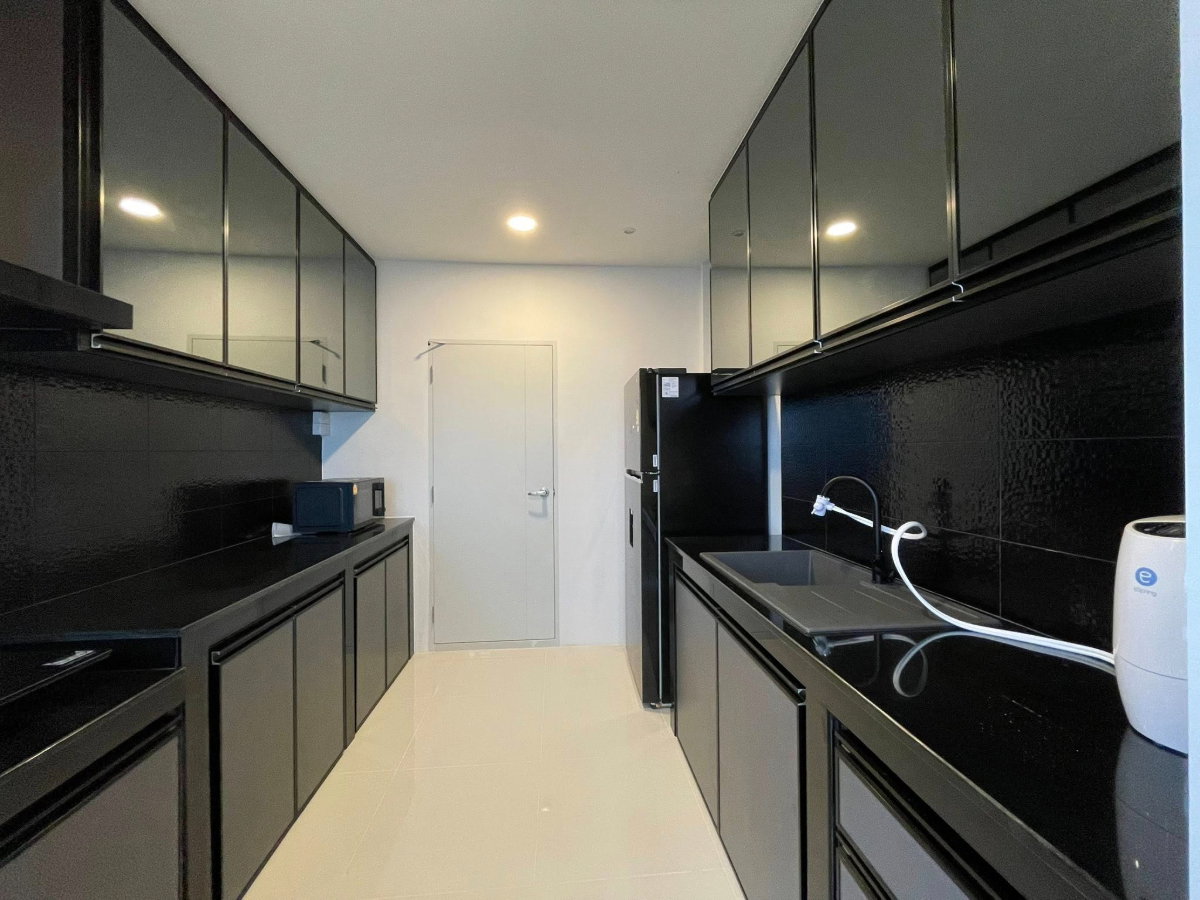 picture RS5773 House for Rent at Centro Bangna: Modern Style Detached House with Complete Functionality and Spacious Living - 6/13