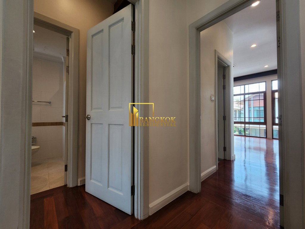 รูป Baan Sansiri 67 | Impressive 4 Bedroom Luxury House For Rent - BR8408SH - รูปที่ 23/48