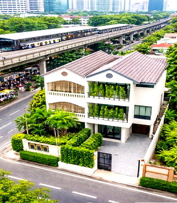 เช่าทาวน์โฮม ม.รามคำแหง : ทาวน์เฮ้าส์ใหม่ 3.5 ชั้น 4 นอน 5 น้ำ ใกล้BTSเอกมัย 1.2กม.ดีไซน์ทันสมัย 31ตร.ว. 380ตร.ม. เมเจอร์ ซีนีเพล็กซ์ เอกมัย 1.5 กม.