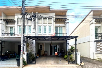 ทาวน์โฮม ม.สวนดุสิต : โกลเด้นซิตี้ ปิ่นเกล้า-จรัญสนิทวงศ์ แปลงมุม ต่อเติมครบ ใกล้ทางด่วน