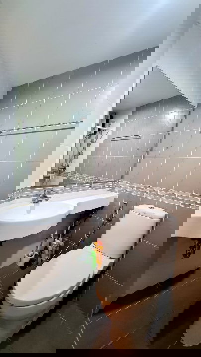 รูป ให้เช่าห้องแต่งพร้อม เฟอร์ครบ วิวสวน ราคาถูก ใกล้ ARL และ MRT สถานีหัวหมาก - รูปที่ 9/9