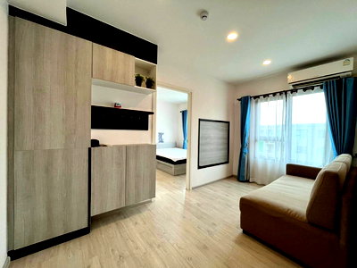 เช่าคอนโด เชียงใหม่ : ให้เช่า Escent ville condo เอสเซ็นท์ วิลล์ ติดเซ็นทรัลเฟส วิวสระว่ายน้ำ และสวน