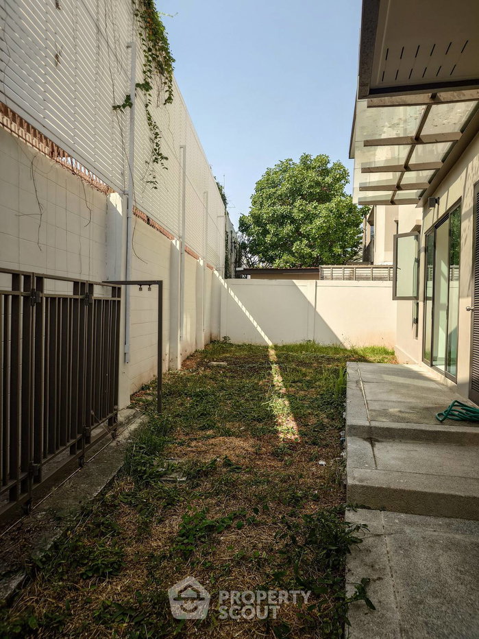 รูป บ้าน 3-ห้องนอน ที่ เอคิว อาร์เบอร์ สวนหลวง ร.9-พัฒนาการ ใน ดอกไม้ (ID 2628800) - รูปที่ 6/33