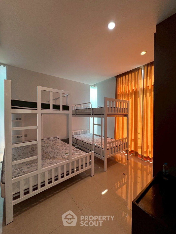 รูป วิลล่า 4-ห้องนอน ใกล้ เมืองพัทยา (ID 2684937) - รูปที่ 6/8