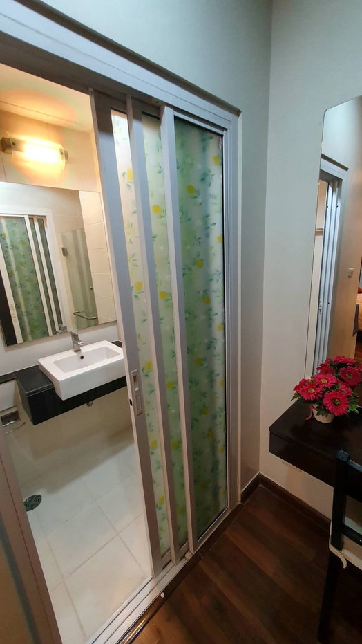 picture For Sale: 2-Bedroom Condo, 60 sq.m., Chewarathai Rajprarap - 8/18