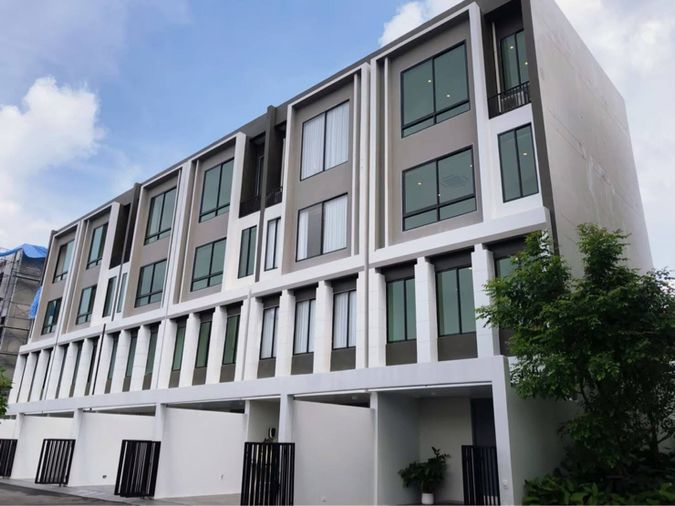 ทาวน์โฮม4ชั้น the pearl residenceจรัญ75