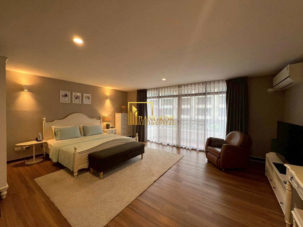 รูป Expansive 4 Bedroom Townhouse in Baan Green Town-On Nut - BR49055TH - รูปที่ 18/30
