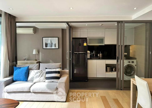 1-bed 1-bath condo size 45 sq.m. at Klass Silom by BTS Chong Nonsi for rent (ID 985840)