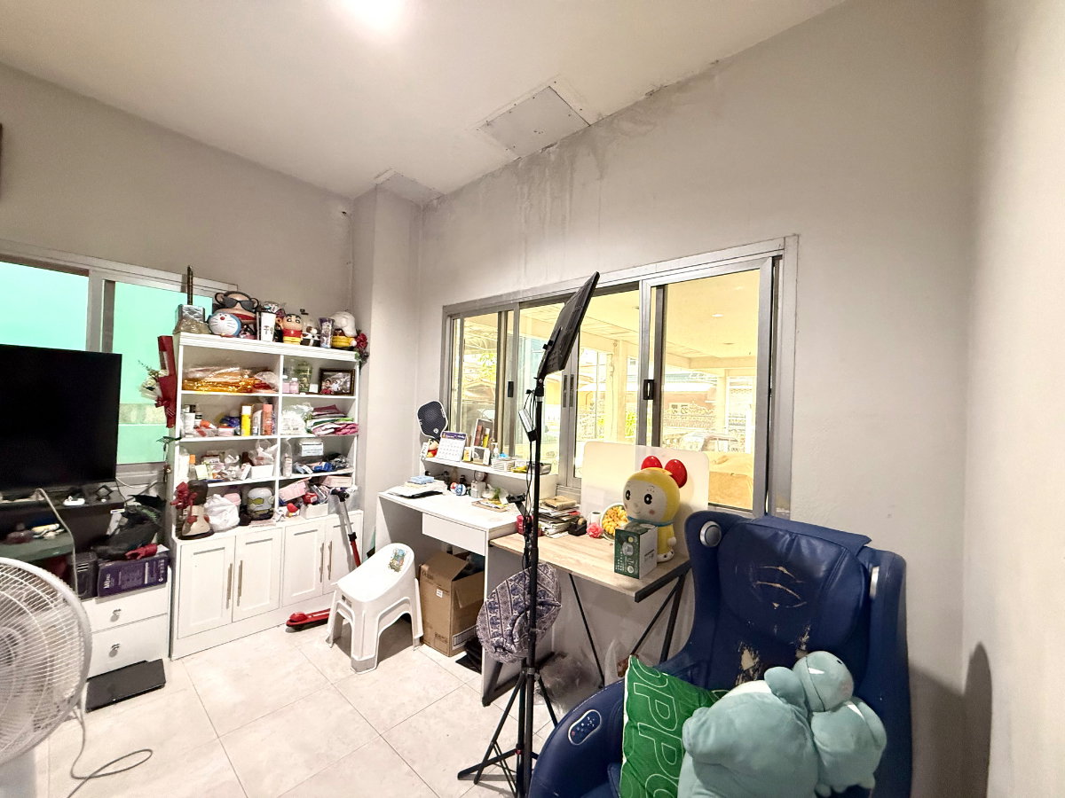 รูป ขายด่วน‼️บ้านเดี่ยว 3 ชั้น มีดาดฟ้า ขนาด 60 วา 3-4 นอน 4 น้ำ จอดรถได้ 2 คัน หมู่บ้านประชาชื่น ซ.บ้านประชาชื่น 16 📌 ทำเลดี ทางด่วนใกล้ห้างสรรพสินค้า - รูปที่ 6/16