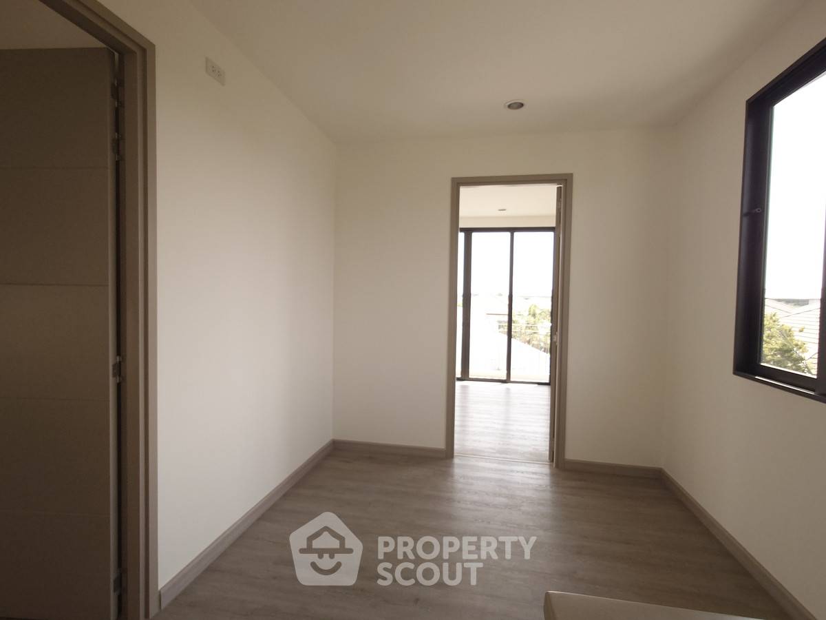 รูป บ้าน 3-ห้องนอน ที่ เอคิว อาร์เบอร์ สวนหลวง ร.9-พัฒนาการ ใน ดอกไม้ (ID 2628800) - รูปที่ 21/33