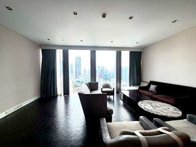 Condos for rent : Hot Deal Luxury Condo for Rent | Chong Nonsi | Rare Availability in CBD | Near BTS Chong Nonsi | 279,000 THB/Month - LTHC14920