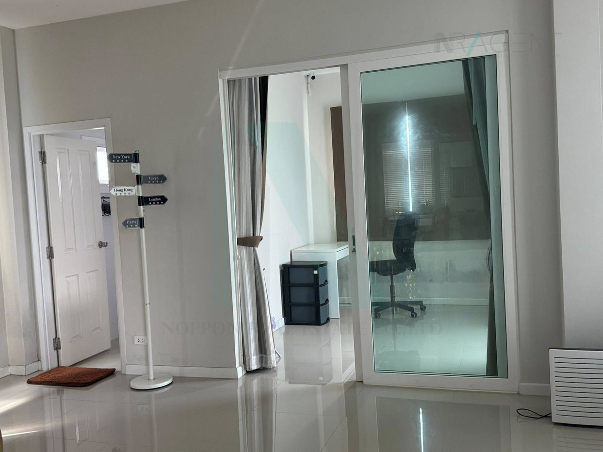 รูป 📌 ขายบ้านเดี่ยว โครงการ กรีนิช ไพร์ม ทางด่วนรามอินทรา-หทัยราษฎร์ 2 ชั้น 4 ห้องนอน 3 ห้องน้ำ - รูปที่ 3/8