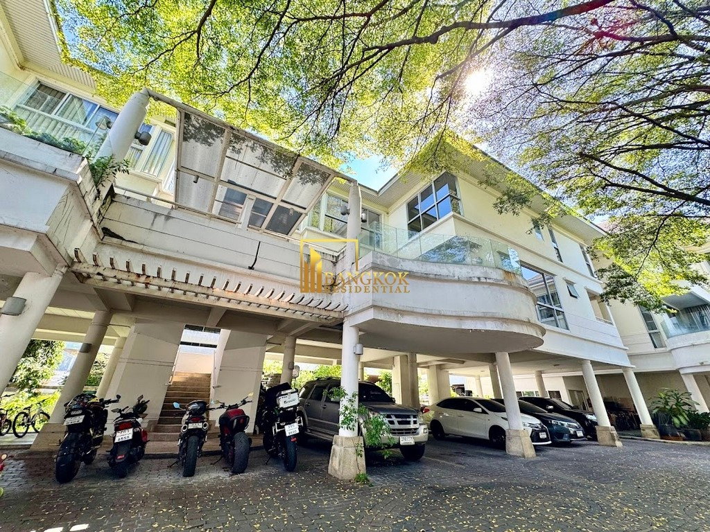 รูป Baan Sun Wichai | Spacious 4 Bed Pool Villa in Rama 9 Area - BR28064SH - รูปที่ 33/38