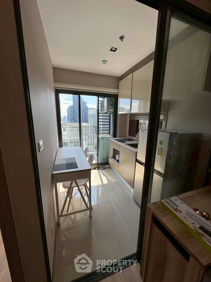 รูป คอนโด 1-ห้องนอน ที่ ไอดีโอ พระราม 9 - อโศก ใกล้ MRT พระราม 9 (ID 2796469) - รูปที่ 4/9