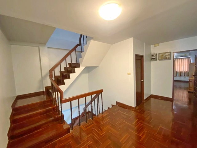 รูป จรัญฯ43-45 ใหญ่มาก! 4นอน เซ็นทรัลปิ่นเกล้า MRTบางยี่ขัน ให้เช่าทาวน์เฮ้าส์ใหญ่ 3ชั้น 25 ตรว. - รูปที่ 8/8