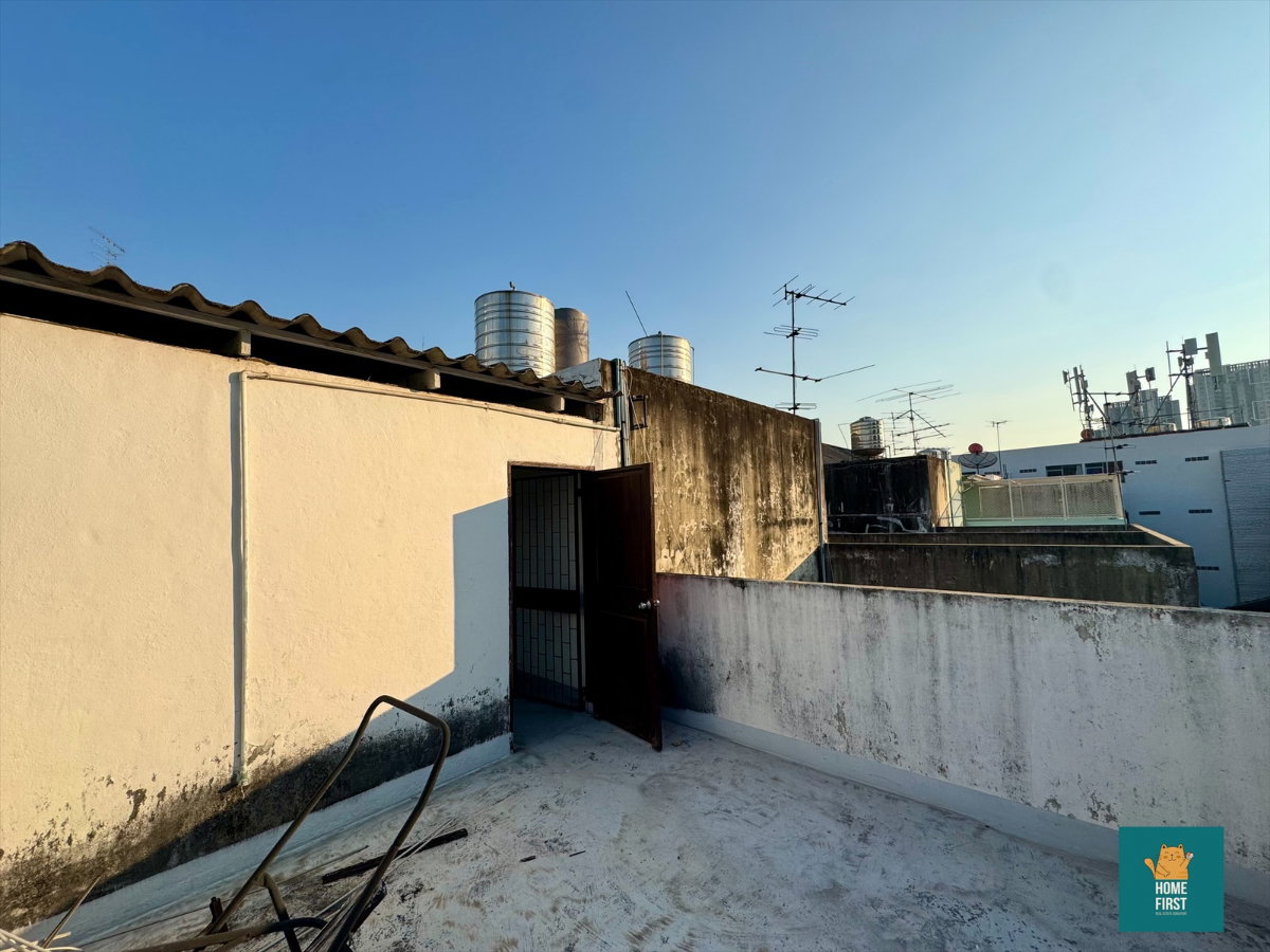 รูป Rent Townhouse ติด Makro สาทร 32ตร.วา 4ชั้น 5 ห้องนอน 4ห้องน้ำ 50,000 บาท - รูปที่ 12/25