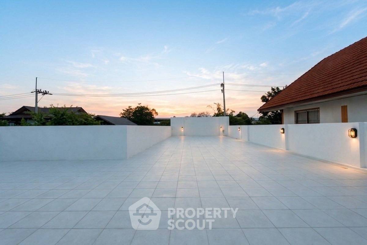 picture 3-BR Villa close to Pattaya (ID 2798197) - 20/20